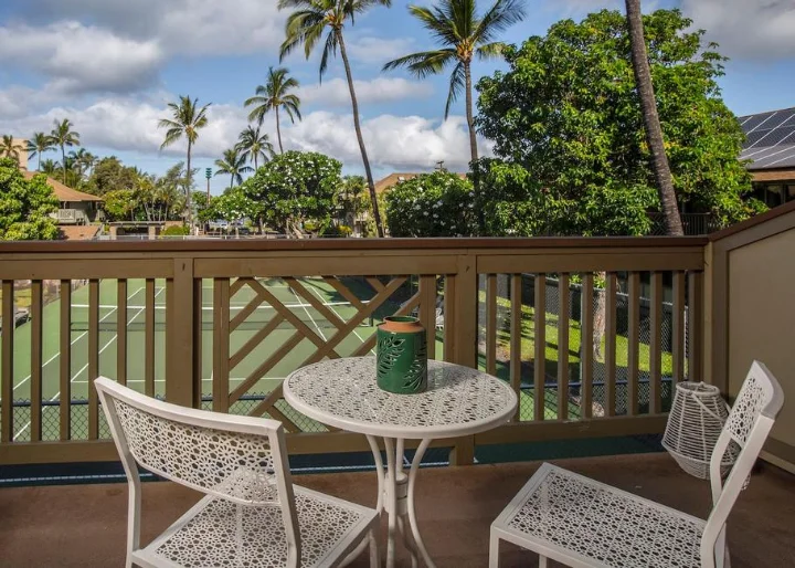 Kihei Bay Surf | Maui Rental Group | A Vtrips Experience Kihei Bay Surf | Maui Rental Group | A Vtrips Experience