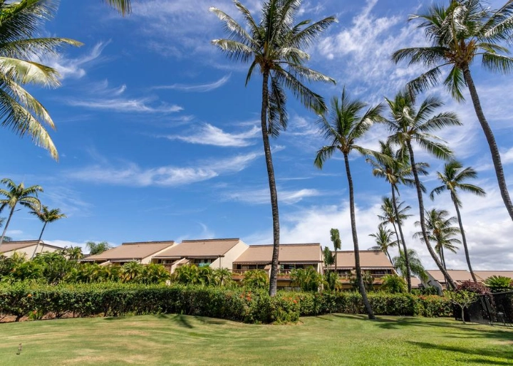 Maui Kamaole | Maui Rental Group | A VTrips Experience